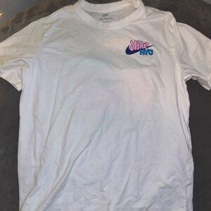 Super cute exclusive Nike NYC House of Innovation shirt. Size Medium. Worn Once